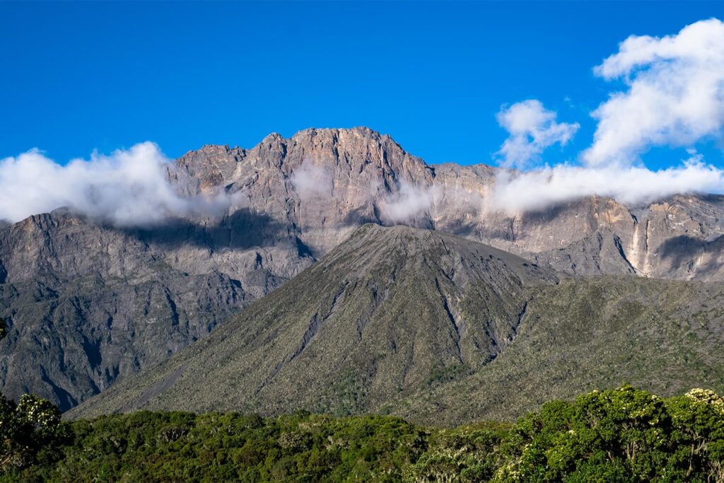 Mount Meru_Miiso 1